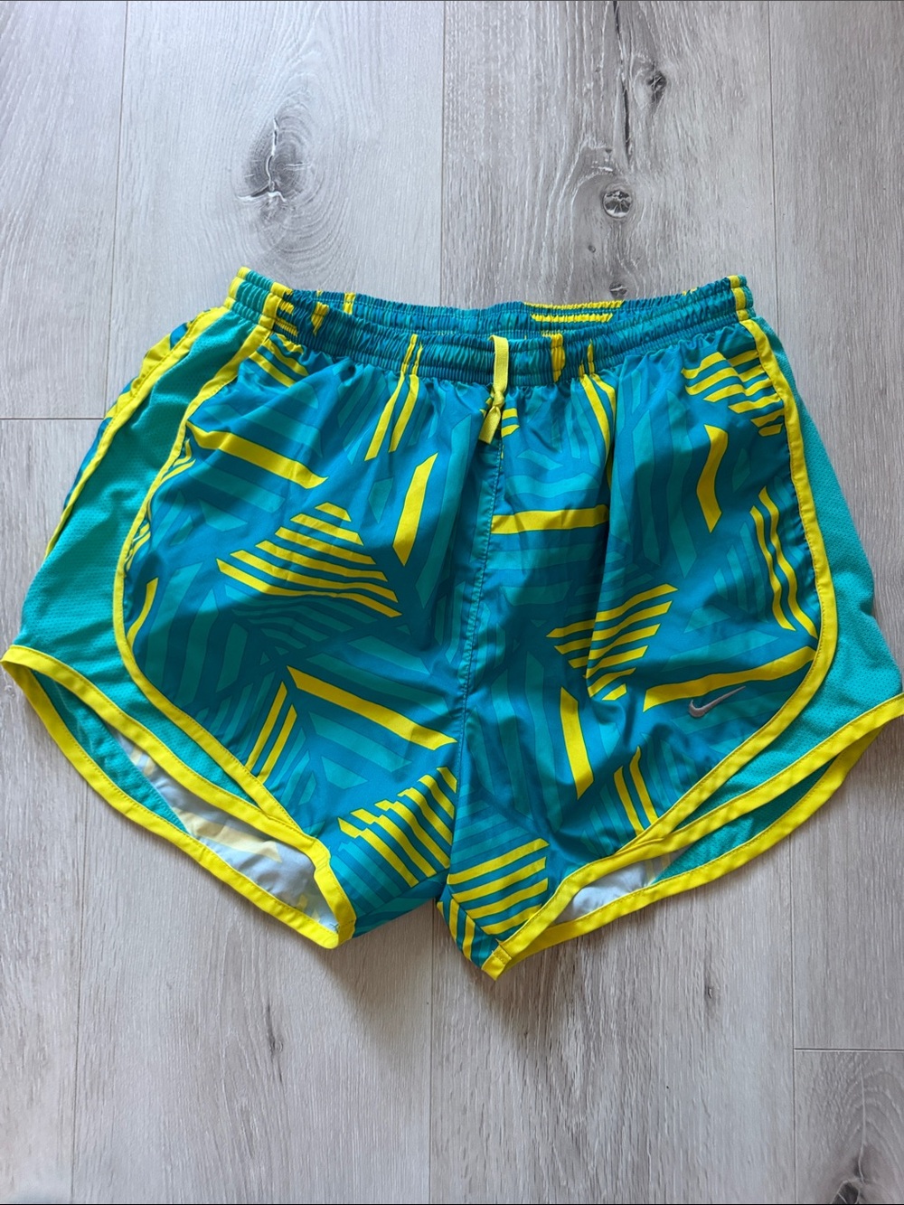 Nike Women’s Black Athletic Shorts Bundle - Size Small - Picture 3 of 6